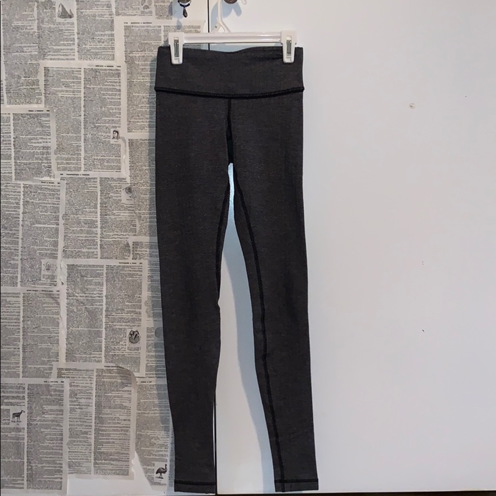 Lulu lemon size 2 leggings
